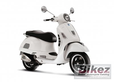 2013 Vespa GTS 300 IE Super photo